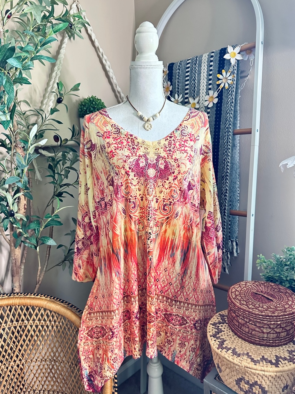 One World NWT Boho Medallion Tunic Top XL Soft Bohemian Border Print